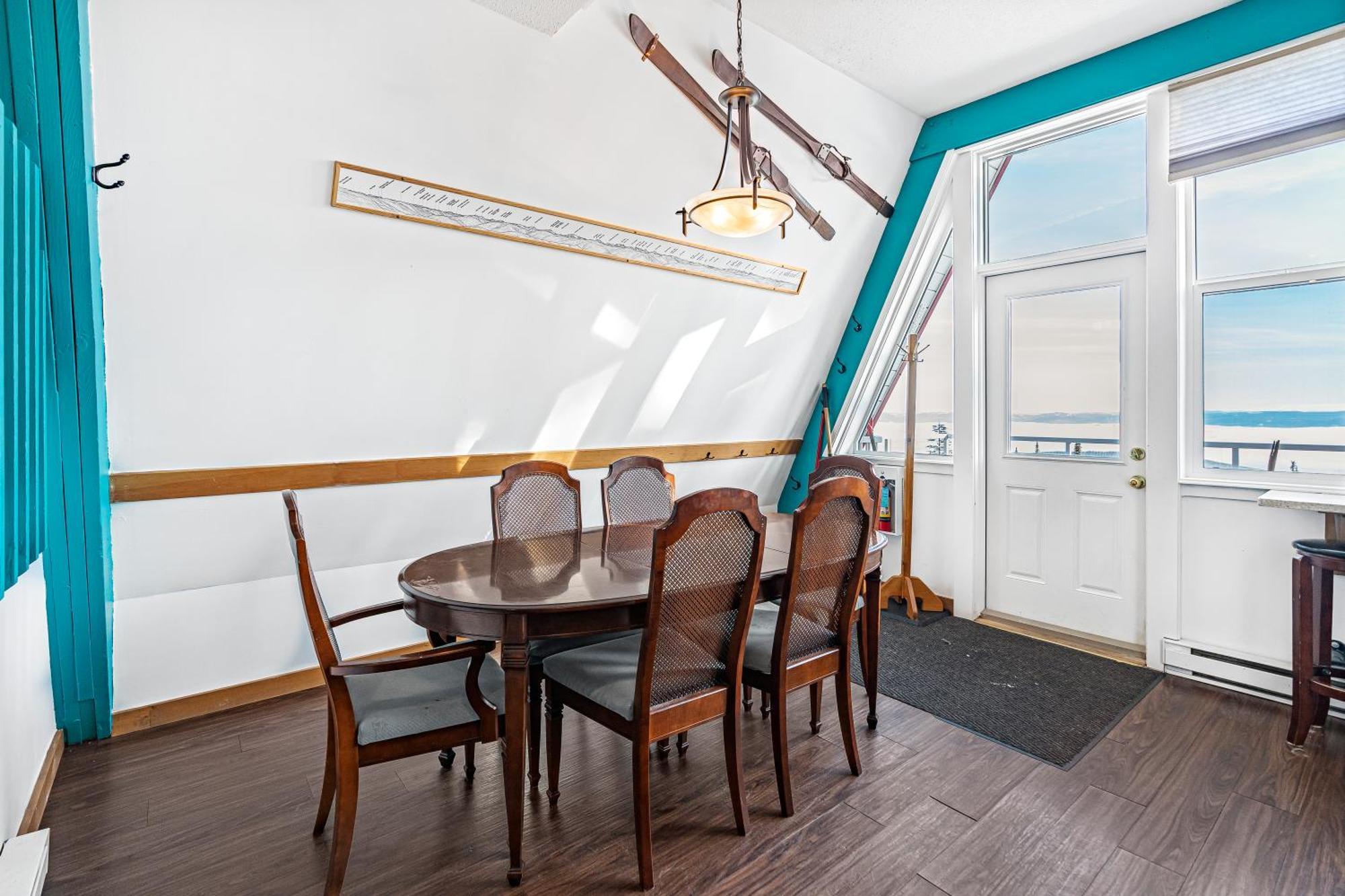 The Pinnacles Suites & Townhomes Сілвер-Стар Екстер'єр фото