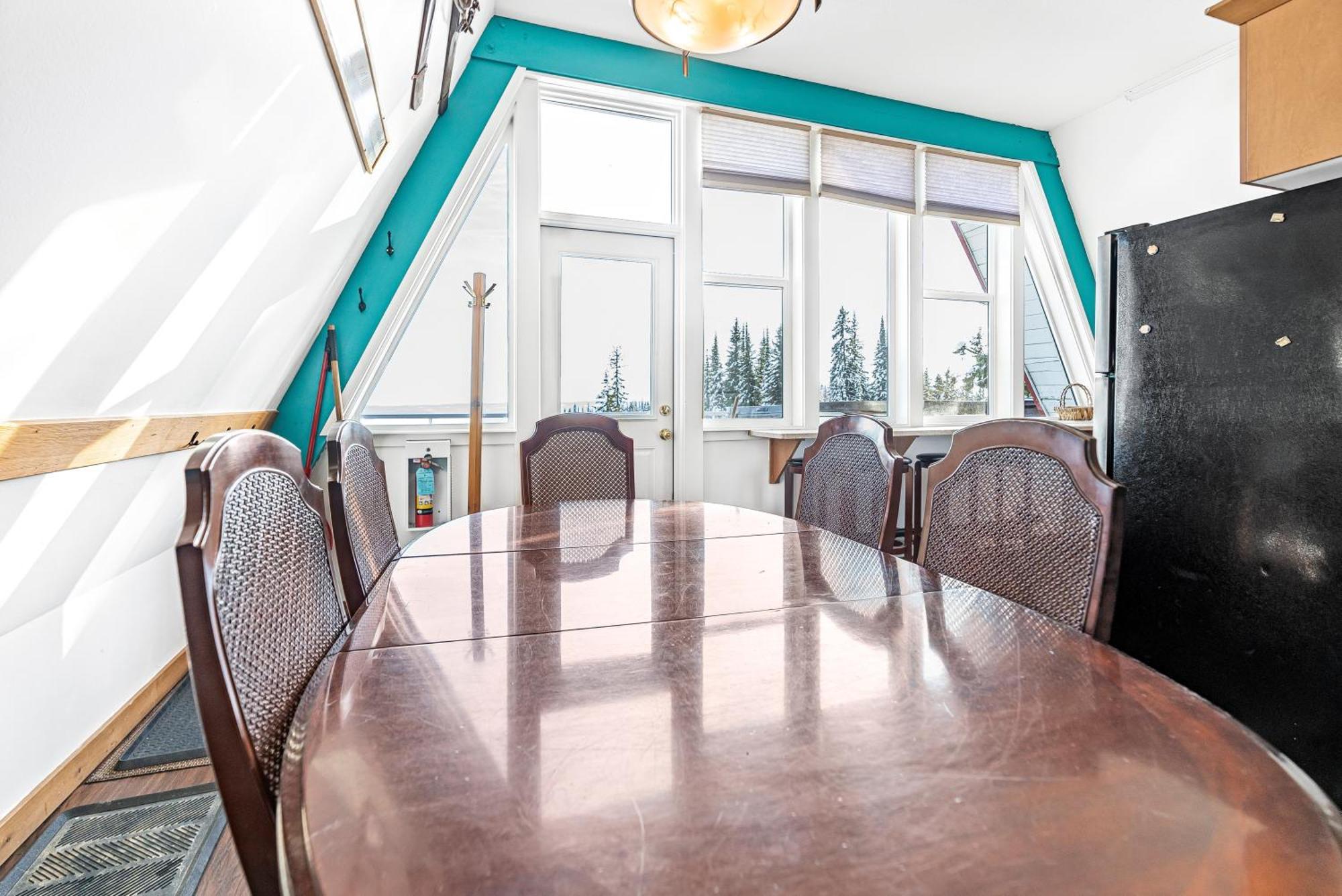 The Pinnacles Suites & Townhomes Сілвер-Стар Екстер'єр фото