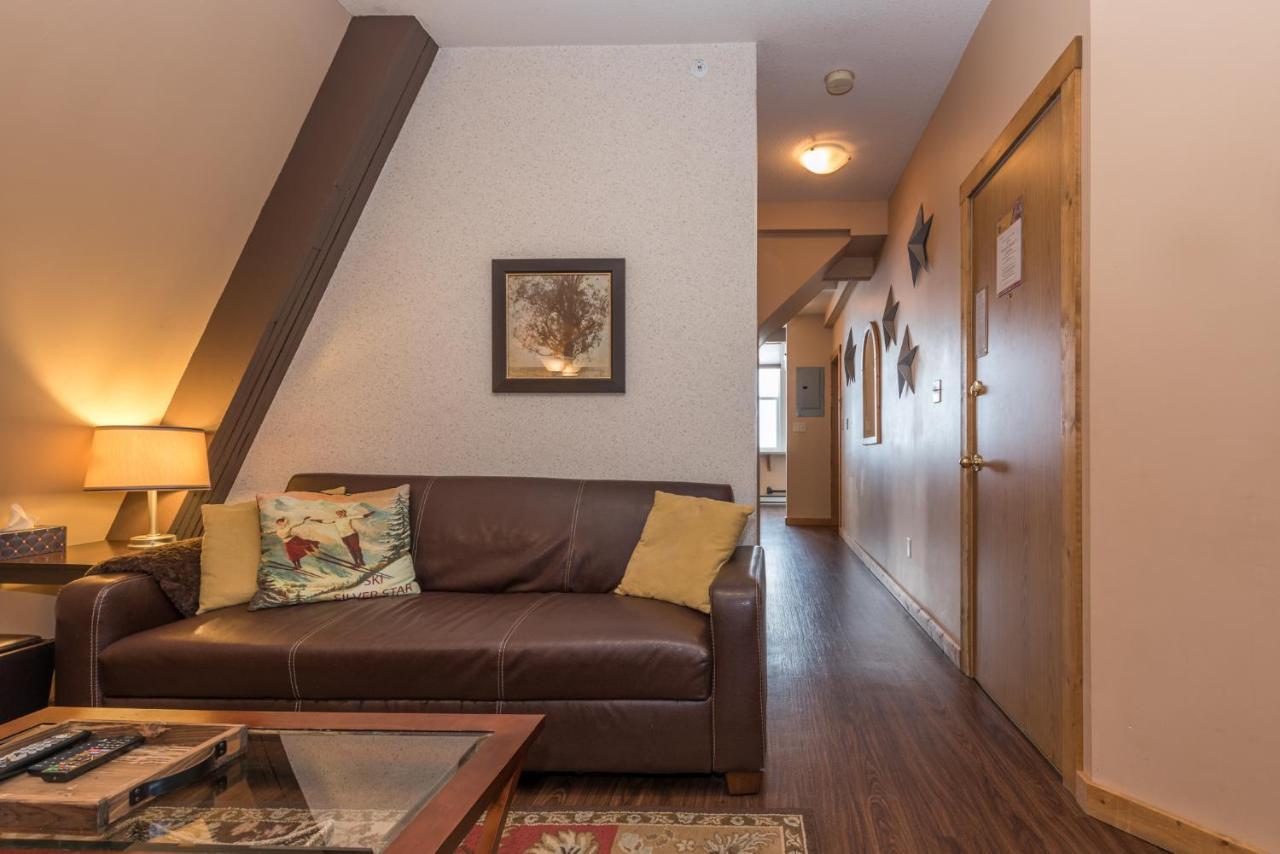 The Pinnacles Suites & Townhomes Сілвер-Стар Екстер'єр фото
